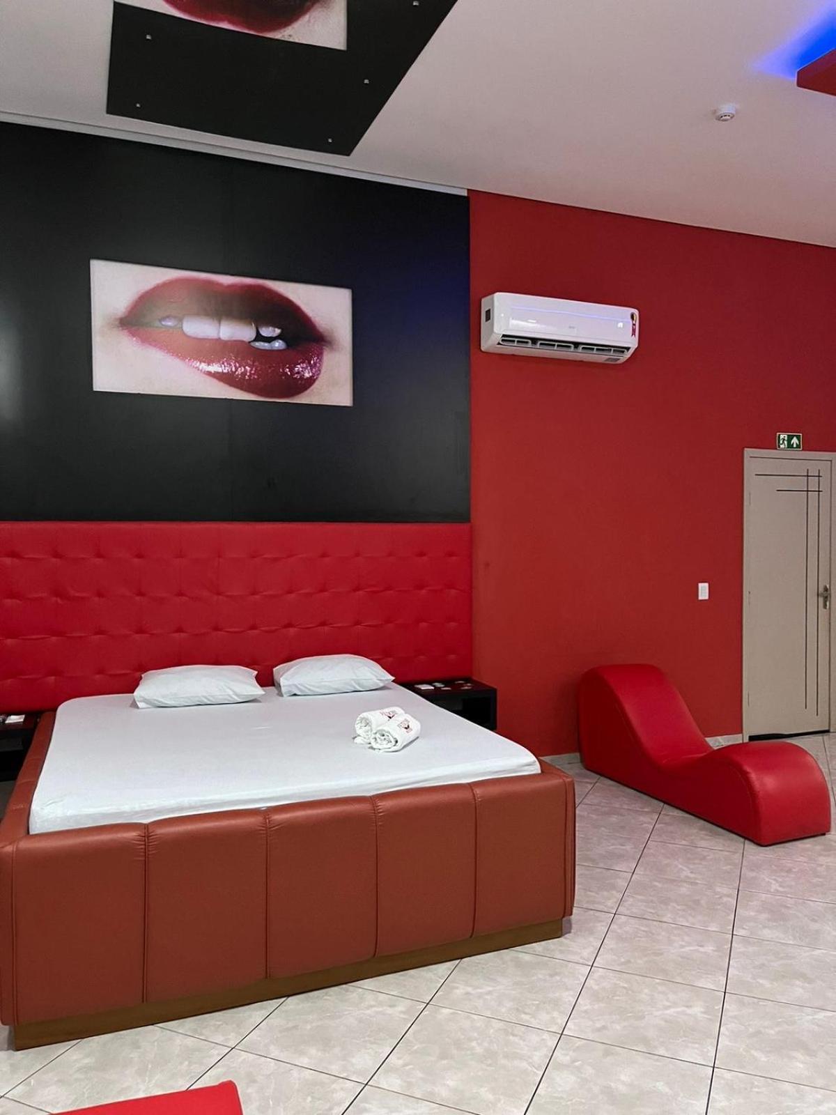 Fetiche Motel Presidente Medici  外观 照片
